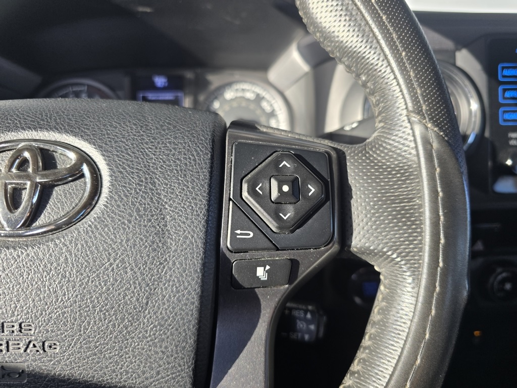 Thumbnail: 2017 Toyota Tacoma - 19