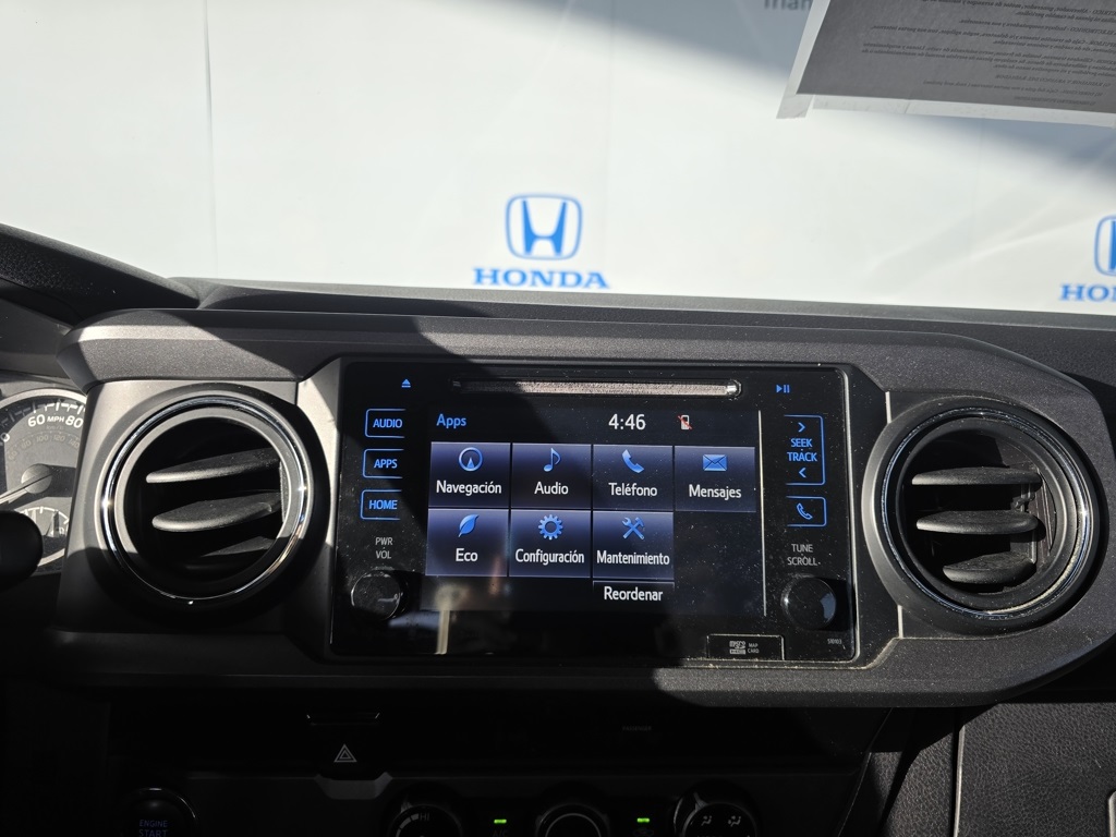 Thumbnail: 2017 Toyota Tacoma - 21