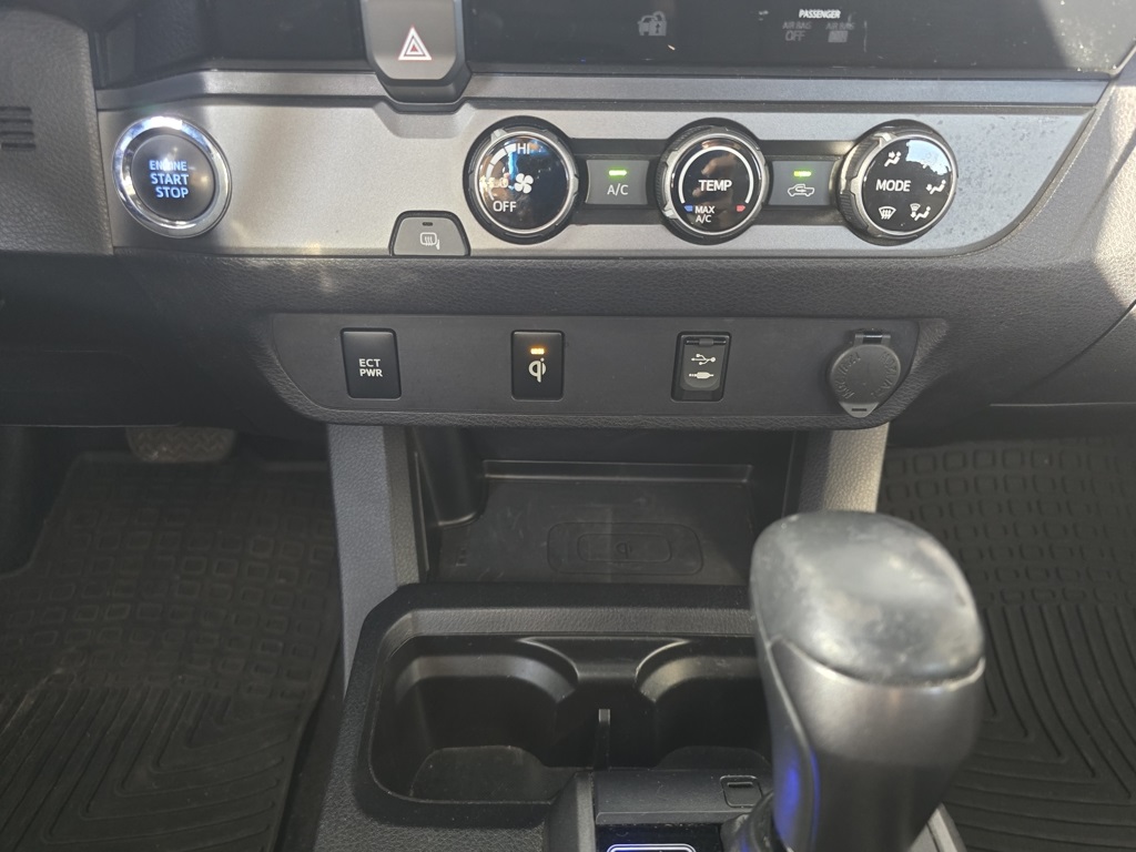 Thumbnail: 2017 Toyota Tacoma - 22