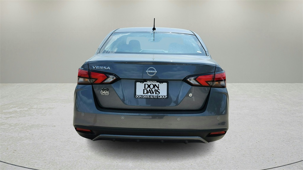 2025 Nissan Versa