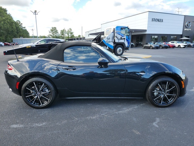 2025 Mazda MX-5 Miata Grand Touring - 1