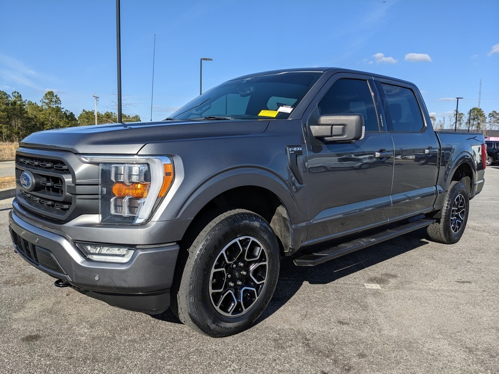 2022 Ford F-150 XLT SuperCrew 4WD