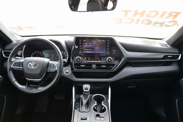 2021 Toyota Highlander XSE White at Gullo Toyota