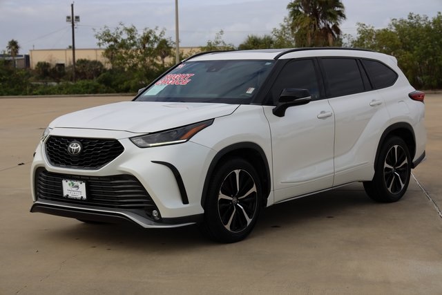 2021 Toyota Highlander XSE White at Gullo Toyota
