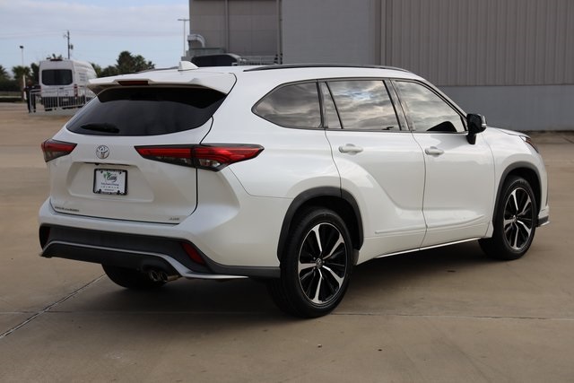 2021 Toyota Highlander XSE White at Gullo Toyota