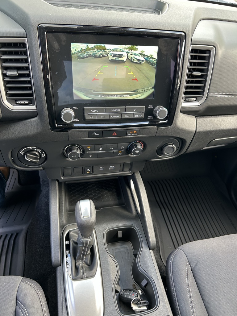 2024 Nissan Frontier SV photo 19