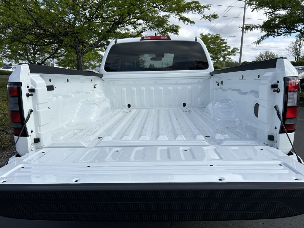 2024 Nissan Frontier SV photo 24