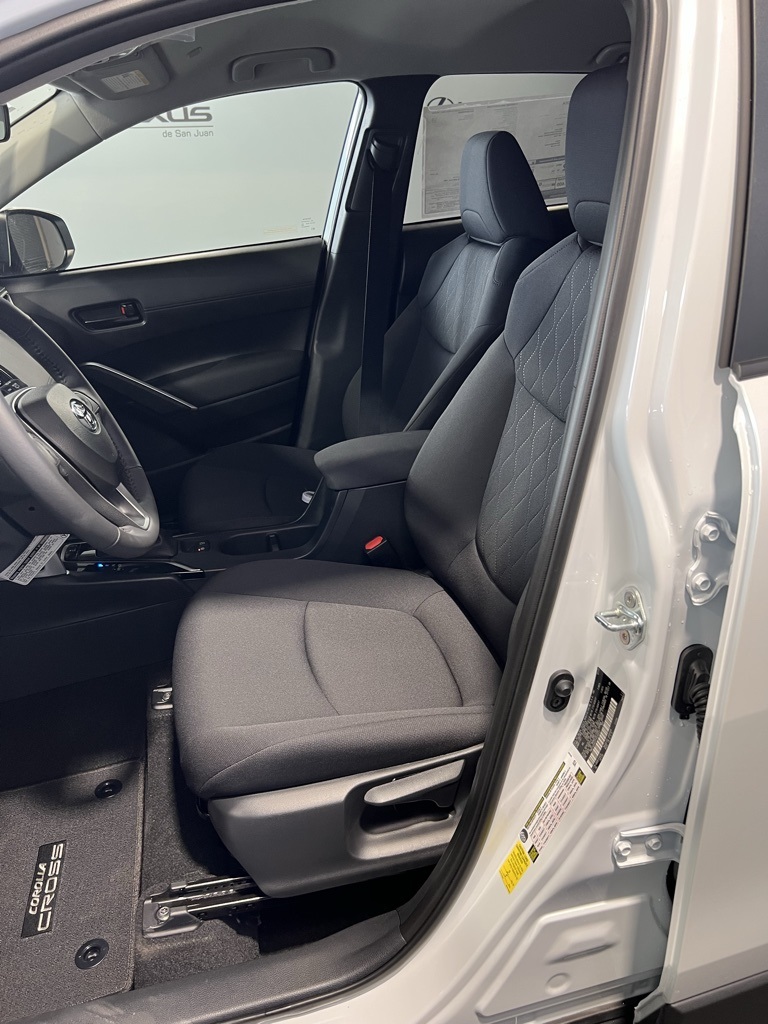 Thumbnail: 2026 Toyota Corolla Cross - 31