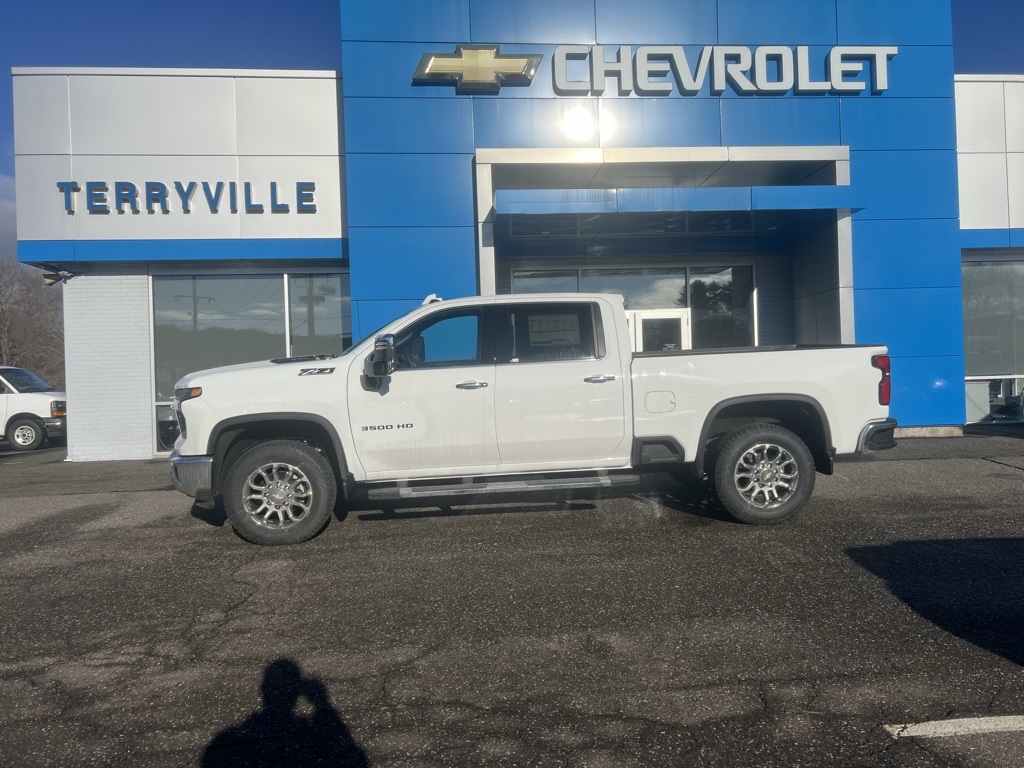 2026 Chevrolet Silverado 3500HD LTZ Crew Cab 4WD