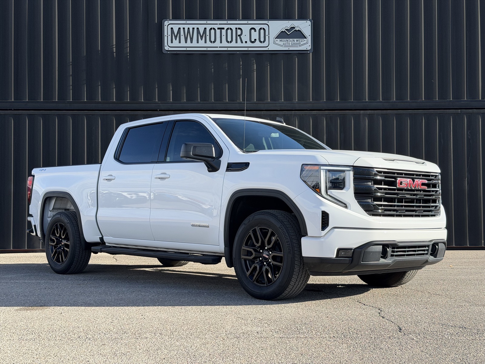 2024 GMC Sierra 1500 Elevation 