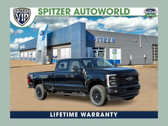2026 Ford F-250 Super Duty XLT Crew Cab 4WD