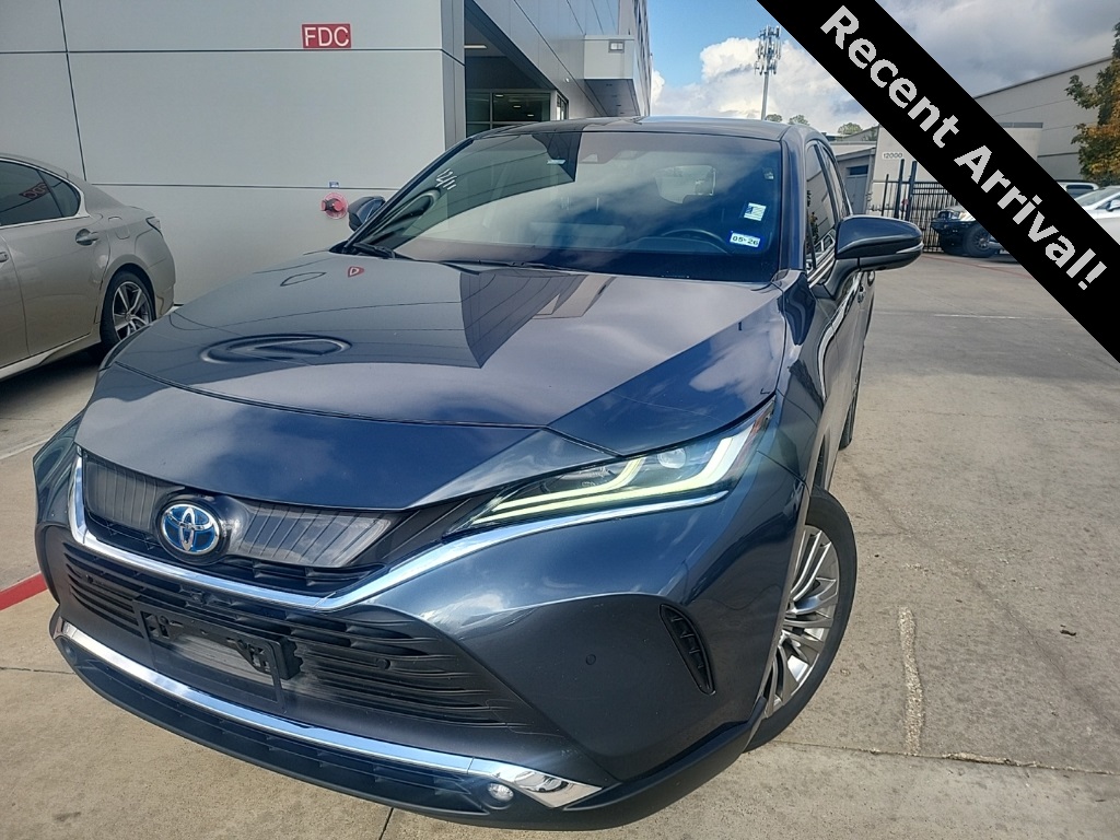 2022 Toyota Venza Limited Gray at Community Toyota