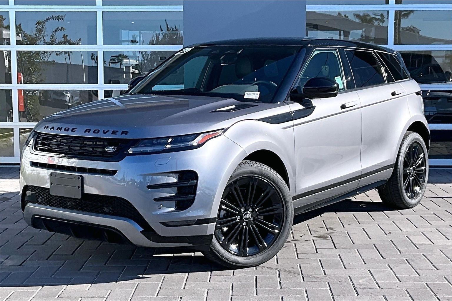 2025 Land Rover Range Rover Evoque P250 Dynamic SE AWD