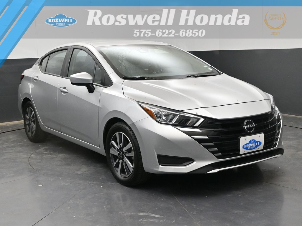 2023 Nissan Versa SV FWD