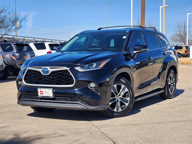 2021 Toyota Highlander Hybrid XLE FWD