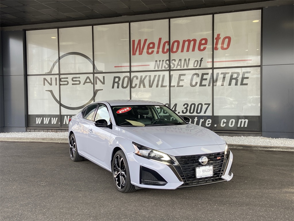 2025 Nissan Altima 2.5 SR FWD