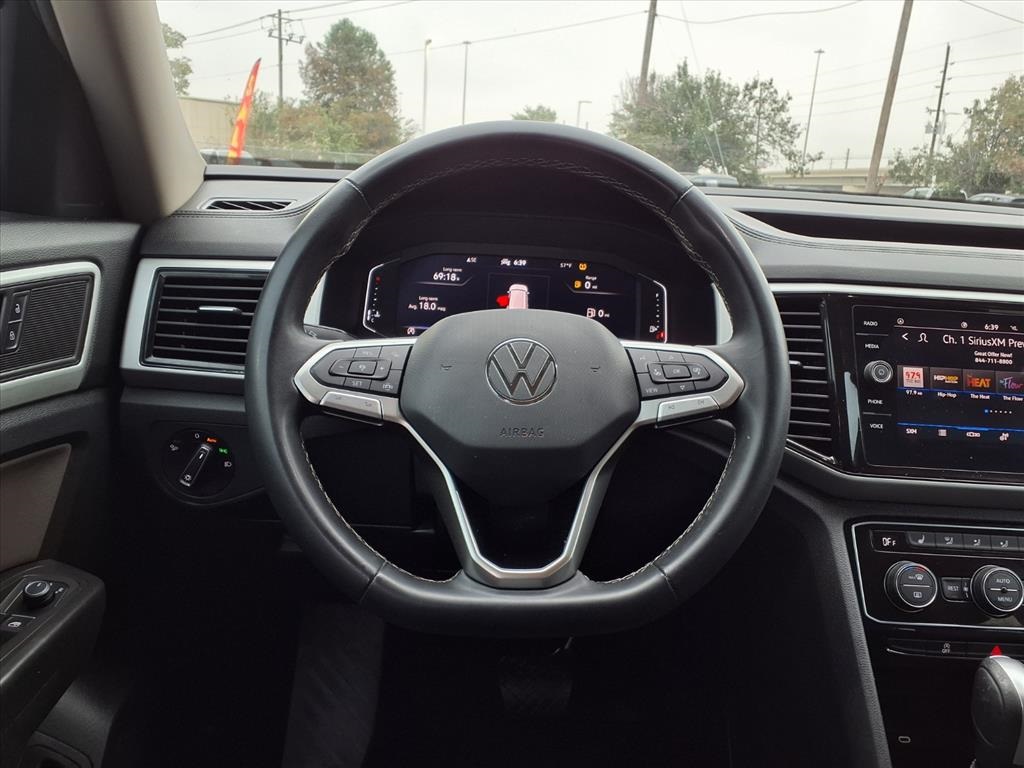 2022 Volkswagen Atlas 3.6L V6 SE w/Technology Silver at Victoria Chrysler Dodge Jeep Ram