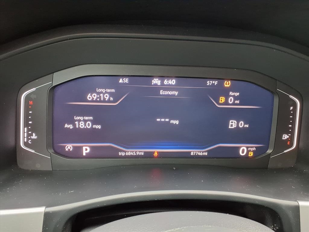 2022 Volkswagen Atlas 3.6L V6 SE w/Technology Silver at Victoria Chrysler Dodge Jeep Ram