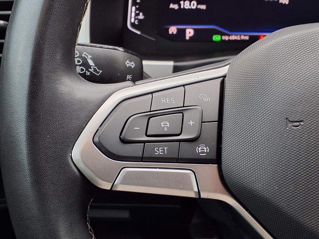 2022 Volkswagen Atlas 3.6L V6 SE w/Technology Silver at Victoria Chrysler Dodge Jeep Ram