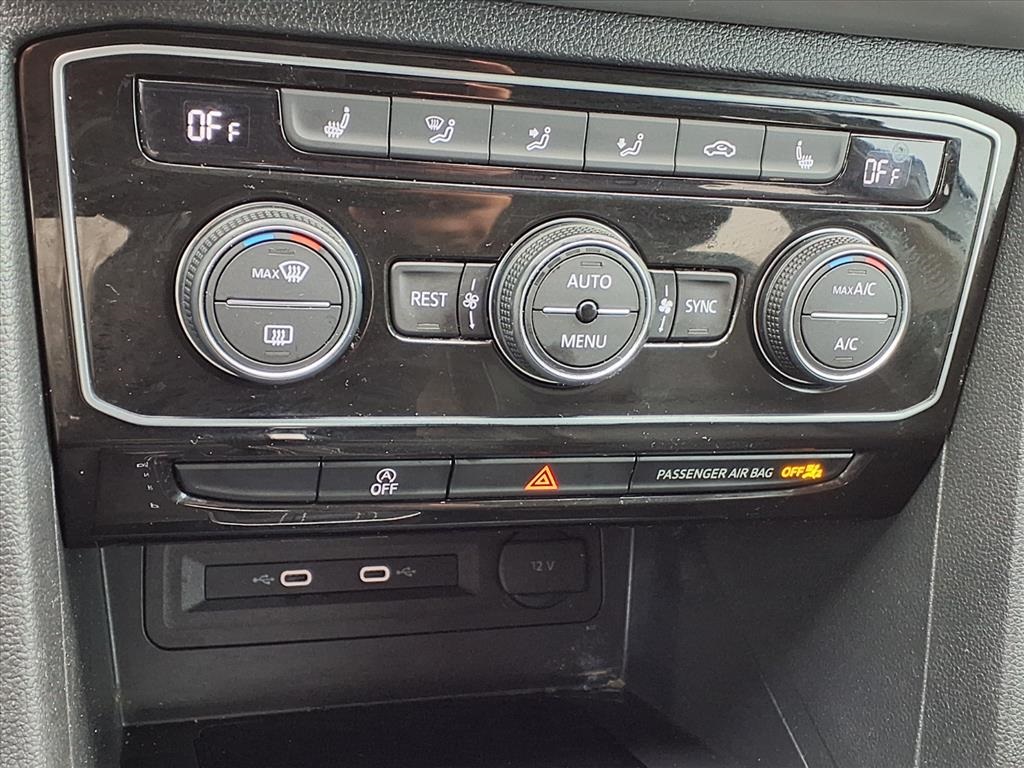 2022 Volkswagen Atlas 3.6L V6 SE w/Technology Silver at Victoria Chrysler Dodge Jeep Ram