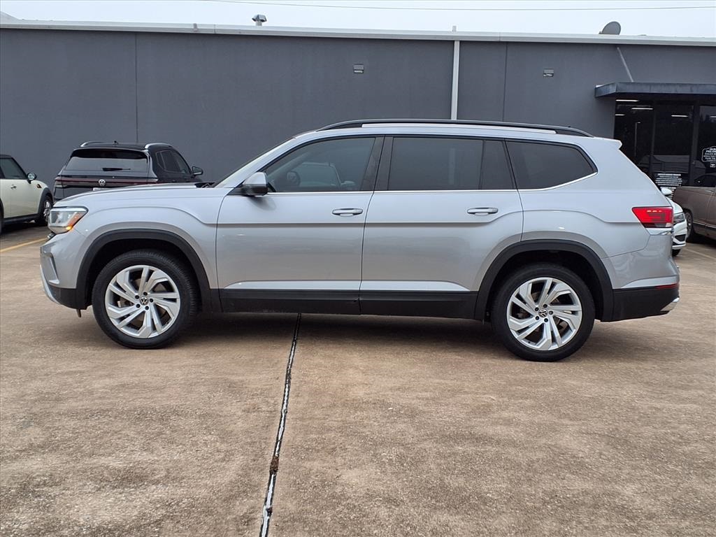 2022 Volkswagen Atlas 3.6L V6 SE w/Technology Silver at Victoria Chrysler Dodge Jeep Ram