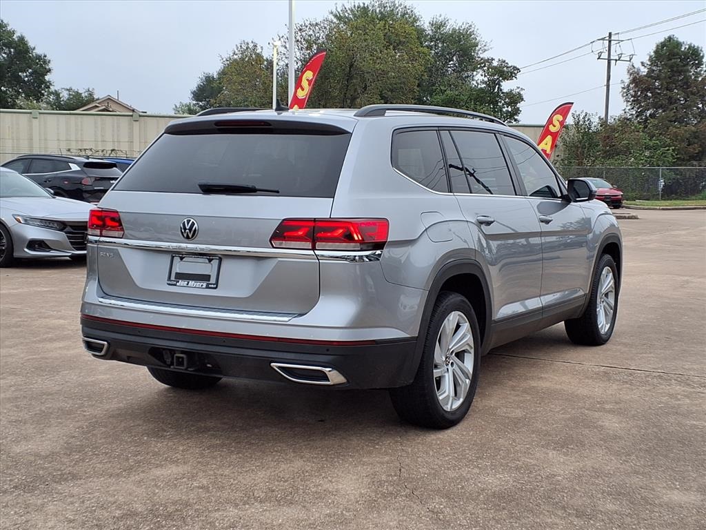 2022 Volkswagen Atlas 3.6L V6 SE w/Technology Silver at Victoria Chrysler Dodge Jeep Ram