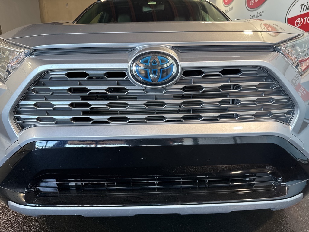 Thumbnail: 2021 Toyota RAV4 - 15