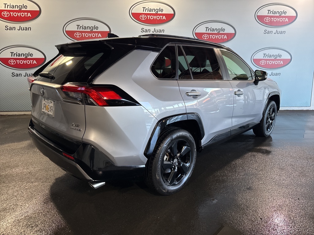 Thumbnail: 2021 Toyota RAV4 - 4