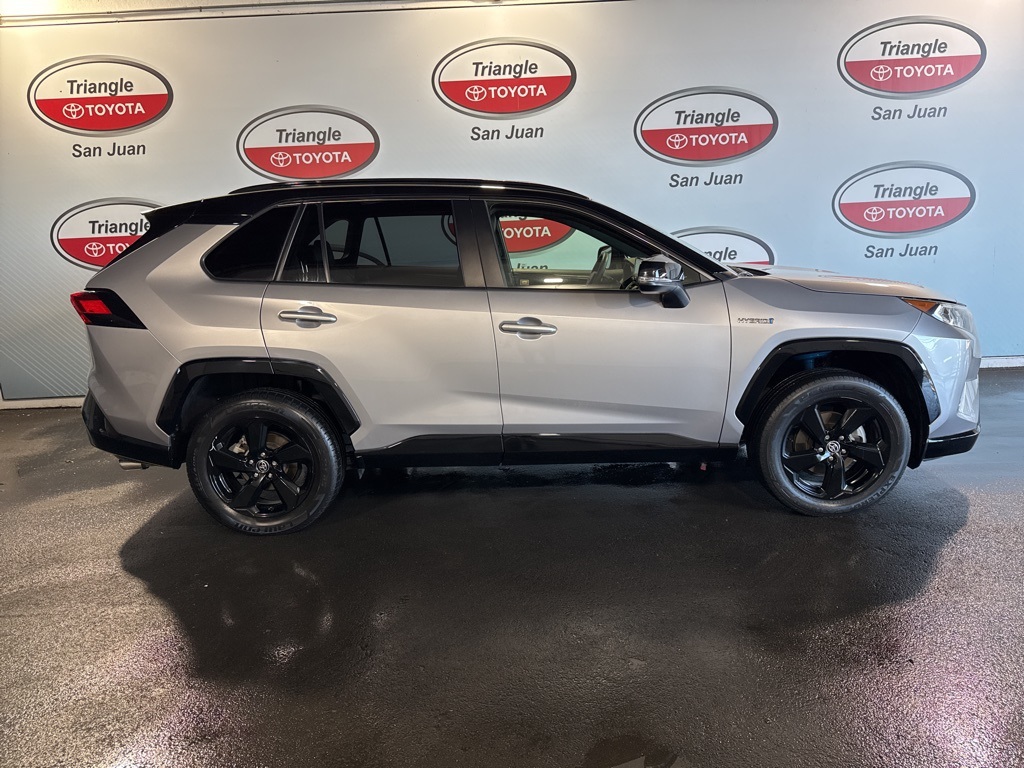 Thumbnail: 2021 Toyota RAV4 - 6