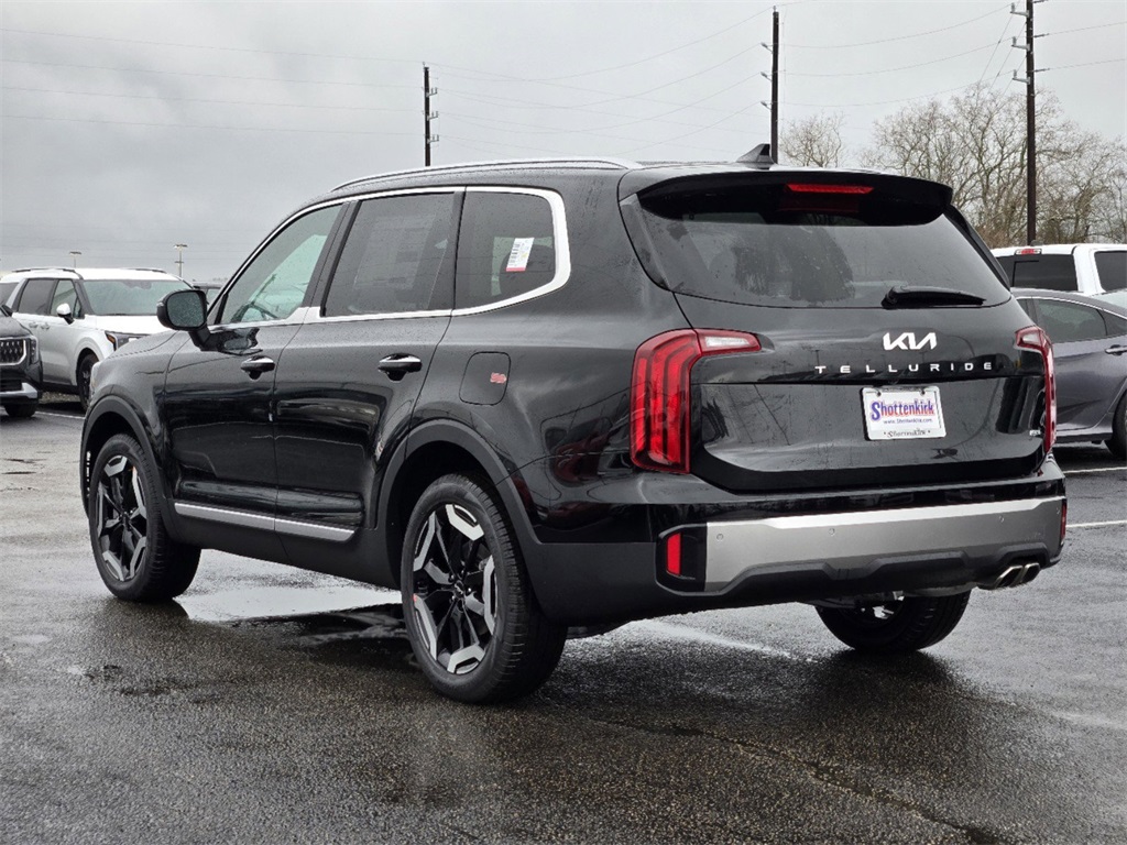 2025 Kia Telluride S Black at Shottenkirk Kia Fort Bend