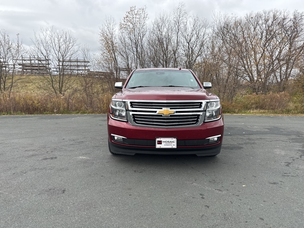 Used 2018 Chevrolet Tahoe Premier with VIN 1GNSKCKC9JR186654 for sale in Zumbrota, Minnesota