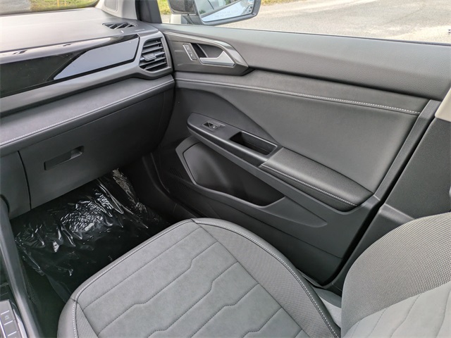 2026 Volkswagen Taos 1.5T SE Black Gray at Stokes Volkswagen