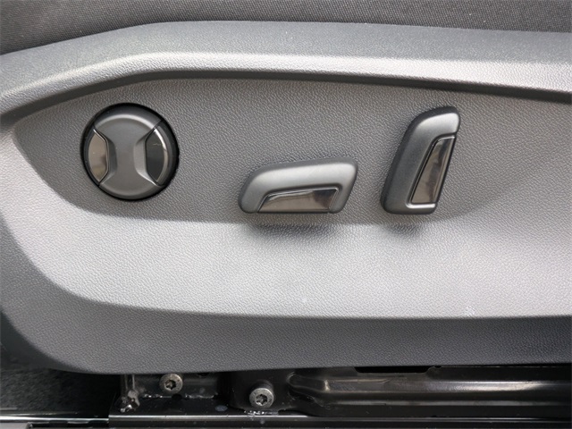 2026 Volkswagen Taos 1.5T SE Black Gray at Stokes Volkswagen