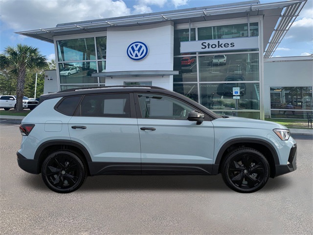 2026 Volkswagen Taos 1.5T SE Black Gray at Stokes Volkswagen