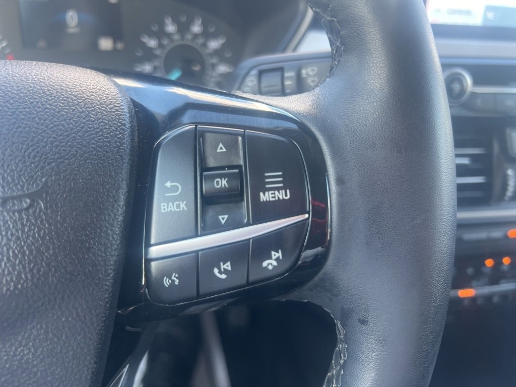 Used Car 2022 Ford Escape  Sel For Sale Under $25,000 In Floresville, Texas
