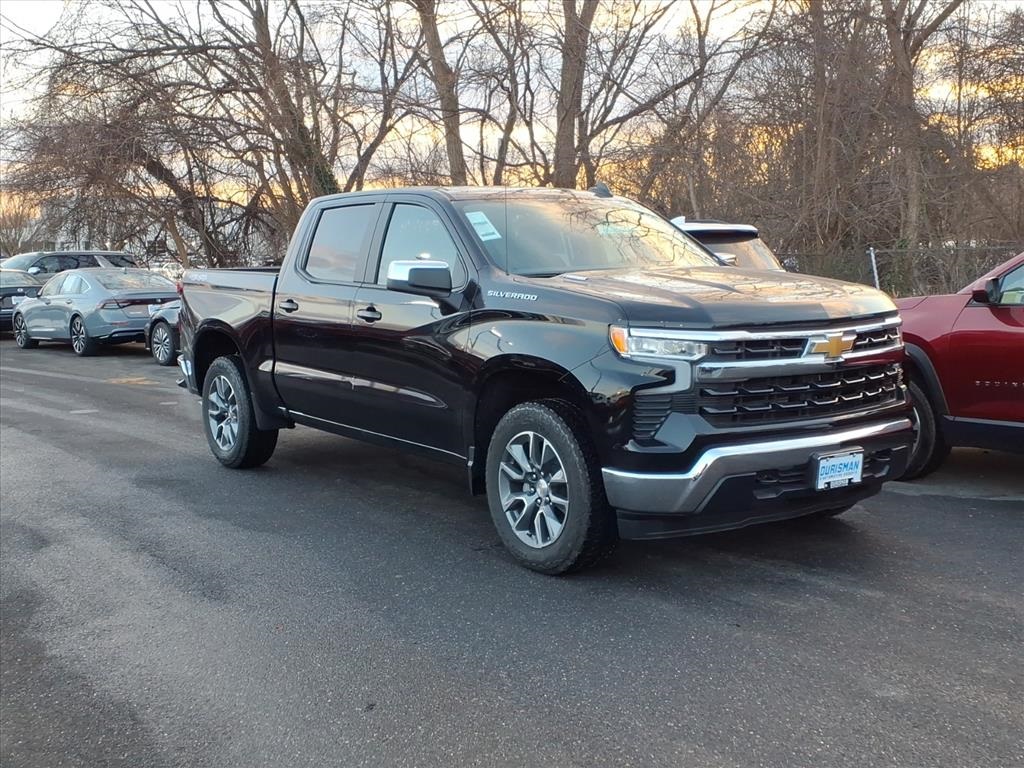2026 Chevrolet Silverado 1500 LT Crew Cab 4WD
