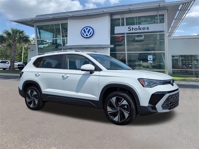 2025 Volkswagen Taos 1.5T SE White at Stokes Volkswagen