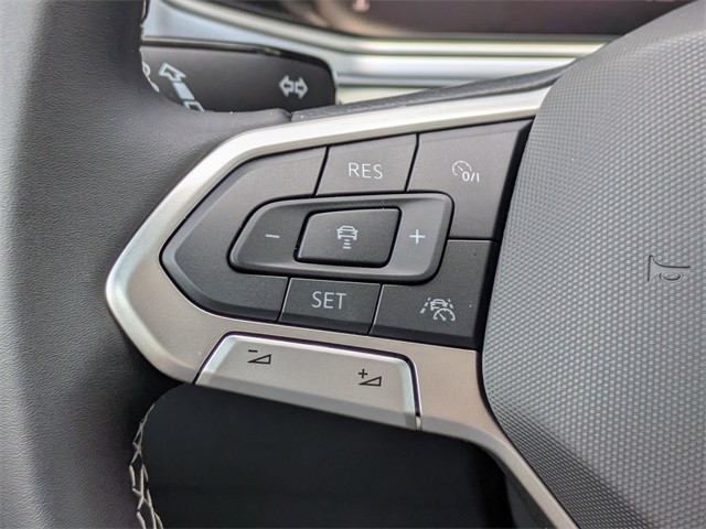 2025 Volkswagen Taos 1.5T SE White at Stokes Volkswagen