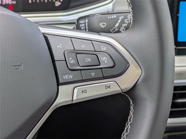 2025 Volkswagen Taos 1.5T SE White at Stokes Volkswagen