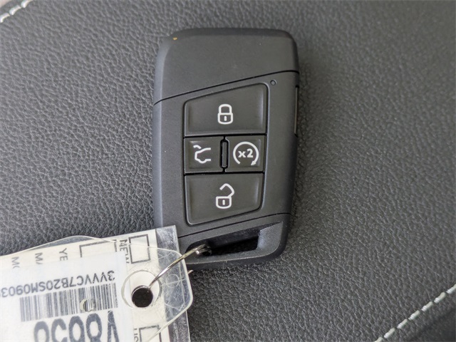 2025 Volkswagen Taos 1.5T SE White at Stokes Volkswagen