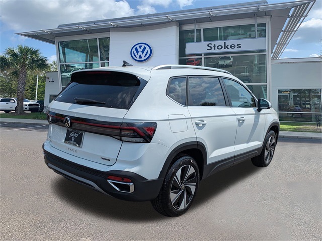 2025 Volkswagen Taos 1.5T SE White at Stokes Volkswagen