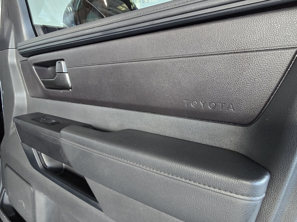 Thumbnail: 2025 Toyota Tundra - 18