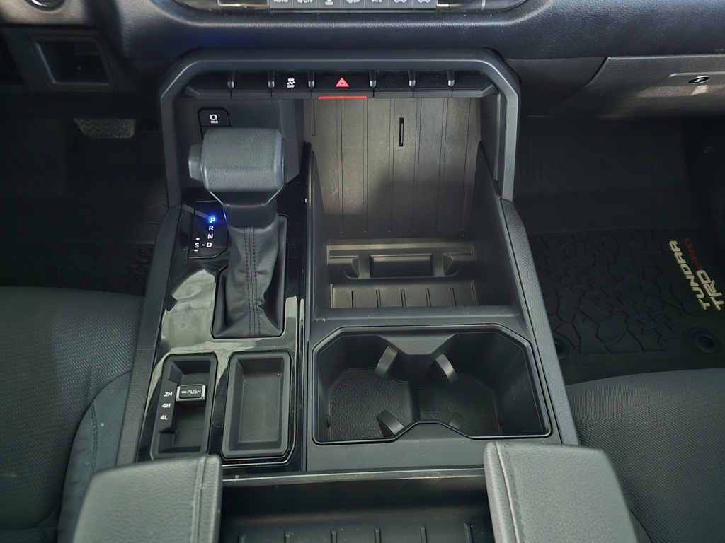 Thumbnail: 2025 Toyota Tundra - 25