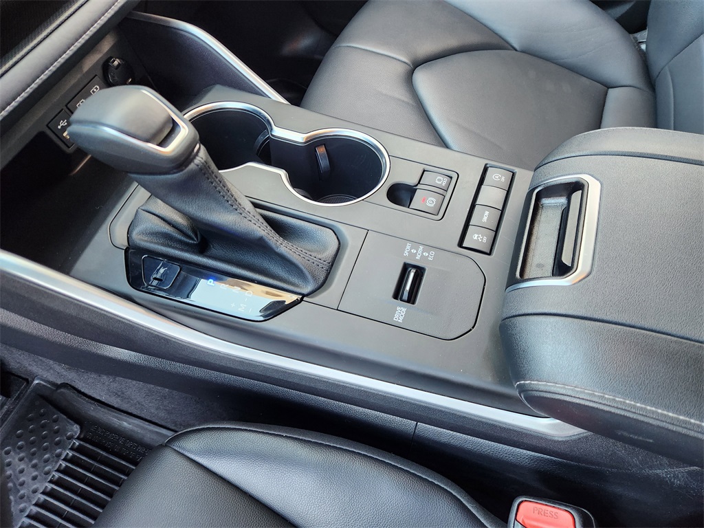 2022 Toyota Highlander XLE Silver at DeMontrond Mazda