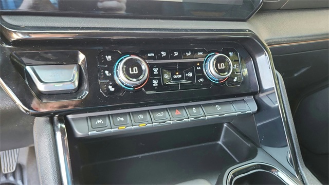 2023 GMC Sierra 1500 - Image 16