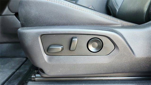 2023 GMC Sierra 1500 - Image 21