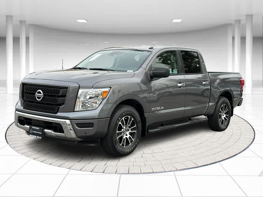 2021 Nissan Titan SV