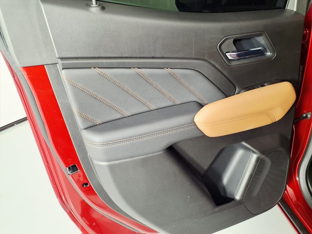 2025 GMC Canyon AT4 Red at Baytown Hyundai