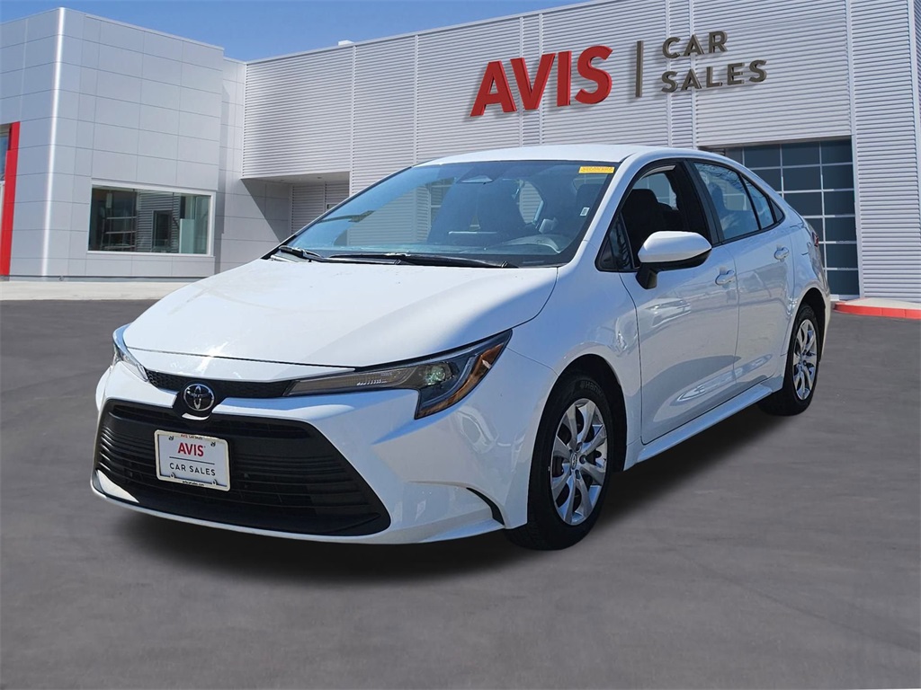 2025 Toyota Corolla LE FWD