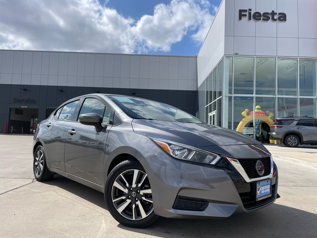 2021 Nissan Versa SV FWD